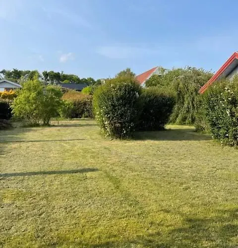 Joy House * 蒙克博